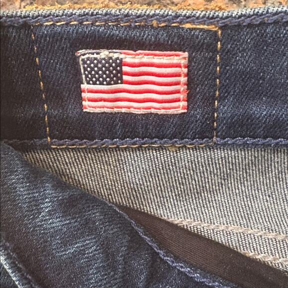 NWOT True Religion Cora Straight Leg Patched Jeans Size 29 - Picture 13 of 15